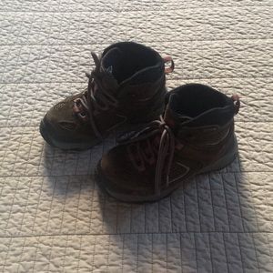 Vasque kids hiking boots